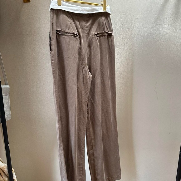 Reformation Pants size 0P - Picture 7 of 8